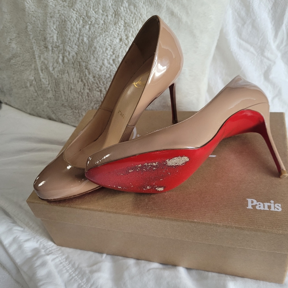 CHRISTIAN LOUBOUTIN 7 1/2